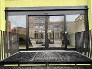 Atomatisk skyvedører med Tormax elektronikk