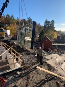 Modern 3 delt heveskyvedør fra Shucho