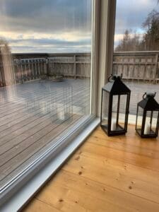 Moderne skyvedør montert i Sarpsborg