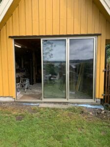 Foldedør Shucho 3 delt med sikkerhetsglass hver side