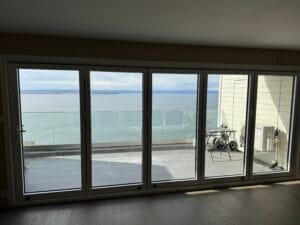 Fjernet dør med 2 vinduer for foldedør montering